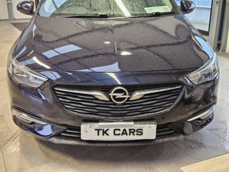 2017 Opel Insignia 1.6 (136PS) Turbo D ecoTEC SRi €10,950 thumbnail