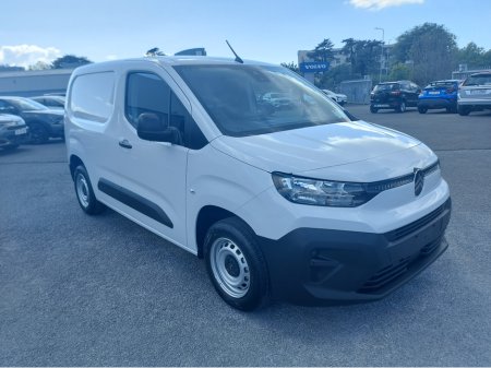 2025 Citroen Berlingo Berlingo LX100 bhp €29,120