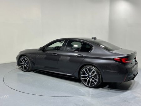 2020 BMW 5 Series - thumbnail 5