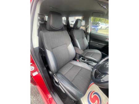 2017 Toyota Auris - thumbnail 11