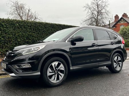2017 Honda CR-V 4x4 - HUGE SPEC - FULL HISTORY €13,950