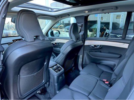 2025 Volvo XC90 + T8 PHEV AWD AUTO PLUS €78,950 thumbnail