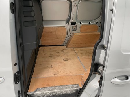 2023 Volkswagen Caddy - thumbnail 14