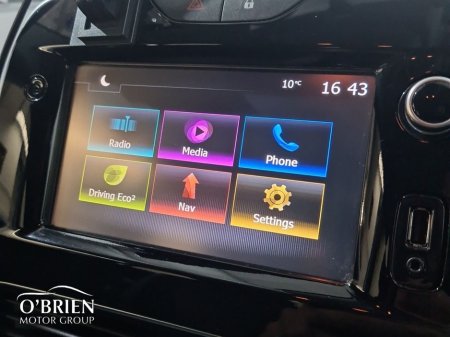 2018 Renault Clio - thumbnail 16