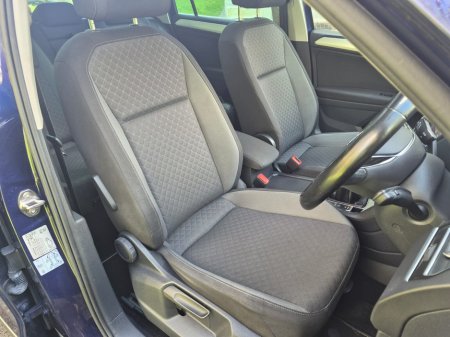 2017 Volkswagen Tiguan - thumbnail 10