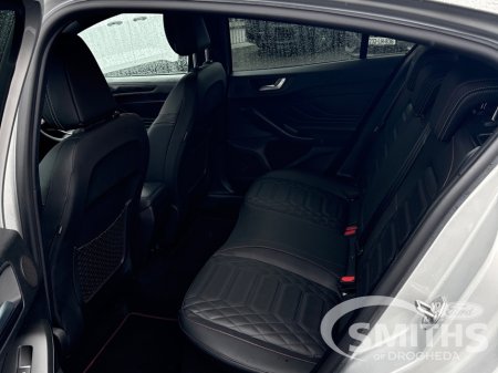 2023 Ford Focus ST-LINE X 1.0T 125PS thumbnail