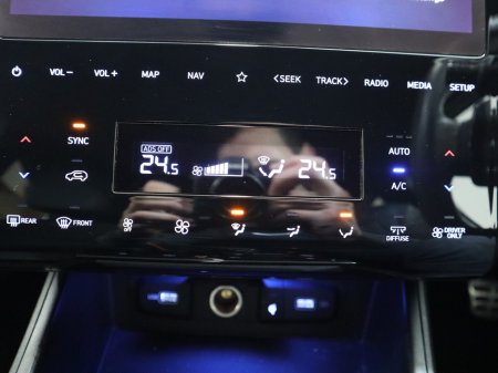 2022 Hyundai Tucson *109* N LINE T-GDI PHEV 4X4 €29,995 thumbnail