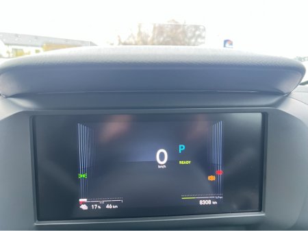 2025 Citroen C4 PLUS 54KWH 156HP €26,950 thumbnail