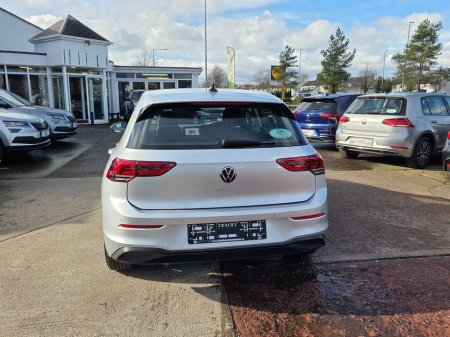 2022 Volkswagen Golf LIFE TDI €25,950 thumbnail