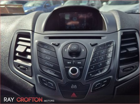 2015 Ford Fiesta - thumbnail 12