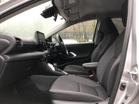 2023 Toyota Yaris 1.5 HYBRID L/SPORT - GRANDONS €23,995 thumbnail