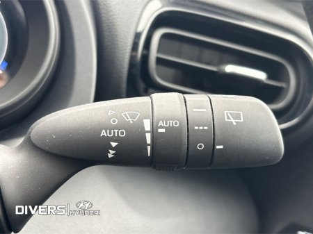 2022 Toyota Yaris Luna Sport €19,495 thumbnail