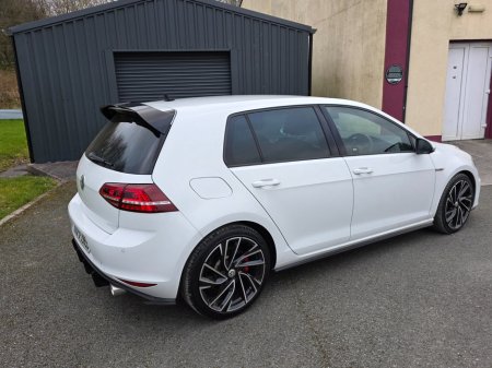 2016 Volkswagen Golf - thumbnail 7