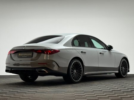 2025 Mercedes-Benz E Class - thumbnail 7