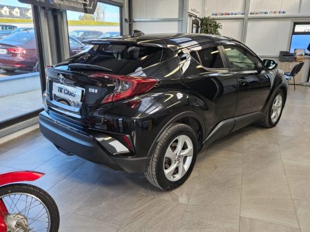 2018 Toyota C-HR - thumbnail 3