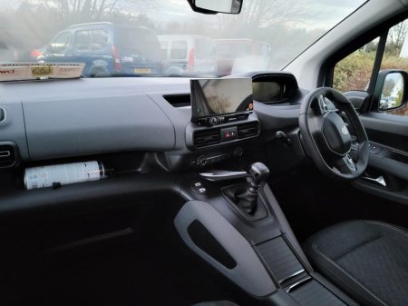 2026 Peugeot Rifter Allure+ 1.5l 100bhp €35,995 thumbnail