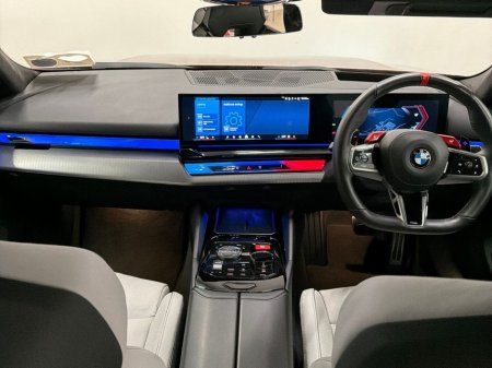 2024 BMW M5 - thumbnail 4