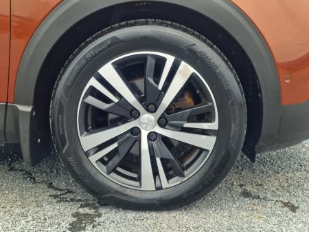 2019 Peugeot 3008 - thumbnail 4