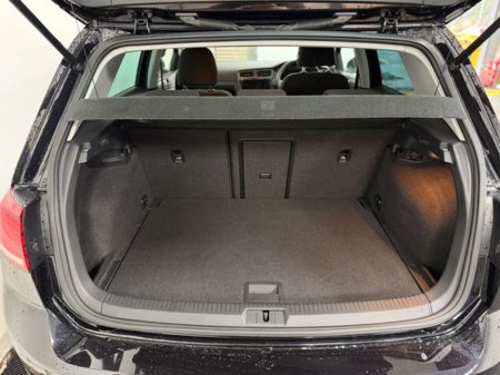 2018 Volkswagen Golf 2018 Golf 1.2 Automatic Low Mileage €19,777 thumbnail