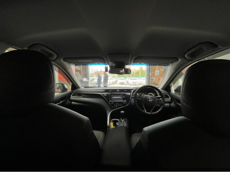 2018 Toyota Camry - thumbnail 14