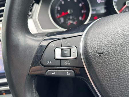 2015 Volkswagen Passat - thumbnail 15