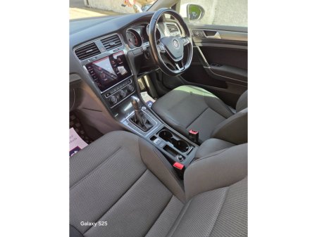 2017 Volkswagen Golf - thumbnail 11