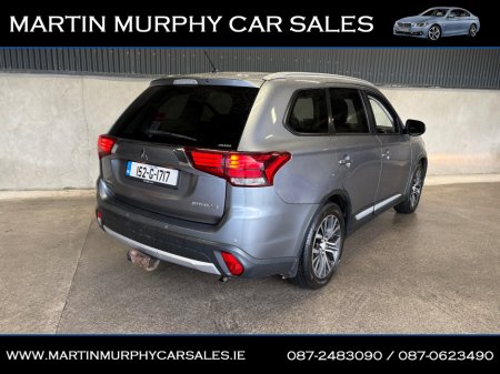 2015 Mitsubishi Outlander - thumbnail 8