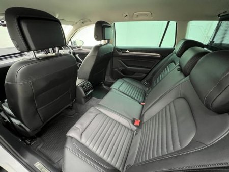 2018 Volkswagen Passat - thumbnail 6