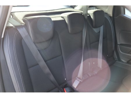 2017 Renault Clio - thumbnail 24