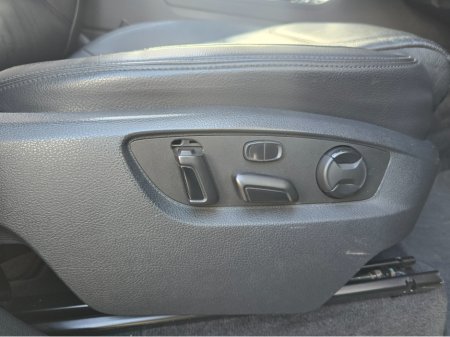 2017 Volkswagen Touareg V6 R-LINE-FULLY SERVICED WITH NEW TYRES €26,450 thumbnail