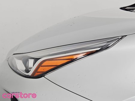 2019 Toyota Prius 1.8 Hybrid thumbnail