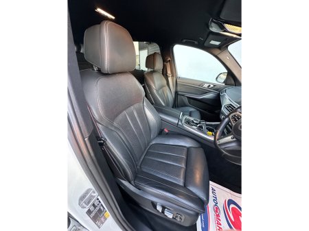 2020 BMW X5 - thumbnail 24
