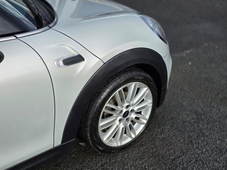2015 MINI Hatch 1.5 3DR COOPER €12,950 thumbnail