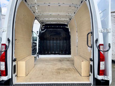 2023 Nissan Interstar - thumbnail 23