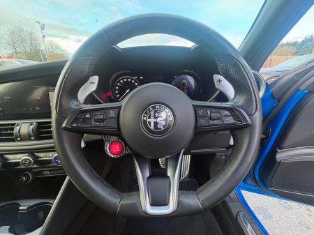 2024 Alfa Romeo Giulia - thumbnail 18