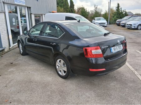 2016 Skoda Octavia 1.6 TDI SE BUSINESS 11 110PS 5DR €11,995 thumbnail