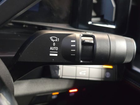 2025 Renault Rafale Esprit Alpine E Tech 200 Hybrid Automatic thumbnail