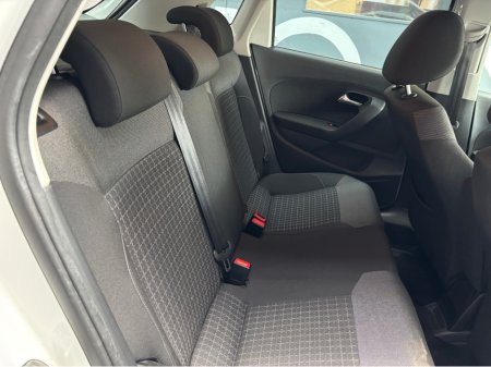 2016 Volkswagen Polo - thumbnail 11