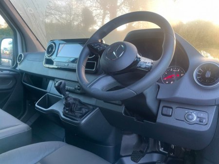 2026 Mercedes-Benz Sprinter 517LWB HIGH ROOF BASE