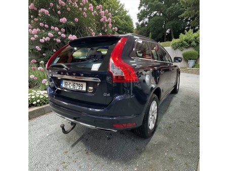 2016 Volvo XC60 - thumbnail 4