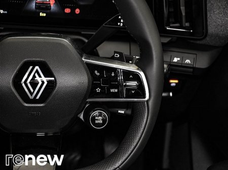 2024 Renault Megane E-Tech Techno EV60 220hp €29,900 thumbnail