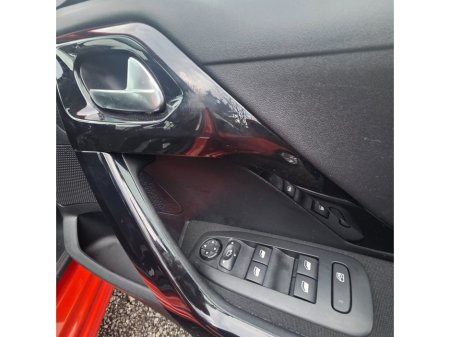 2017 Peugeot 208 1.2 PureTech 68bhp Access 3 dr €9,950 thumbnail