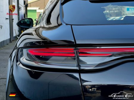 2022 Porsche Panamera - thumbnail 32