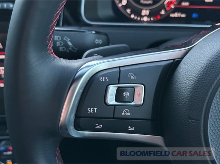 2018 Volkswagen Golf GTI PERFORMANCE , DSG // IMMACULATE €27,950 thumbnail