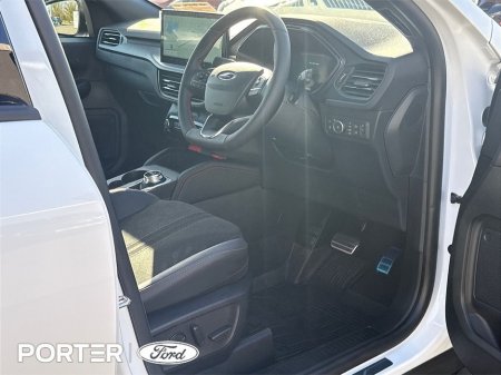 2026 Ford Kuga - thumbnail 9