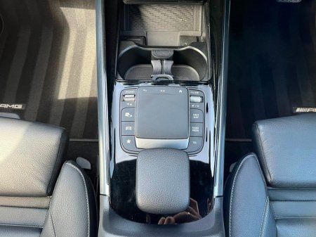 2021 Mercedes-Benz GLA Class 250E AMG EXCLUSIVE EDITION €34,995 thumbnail