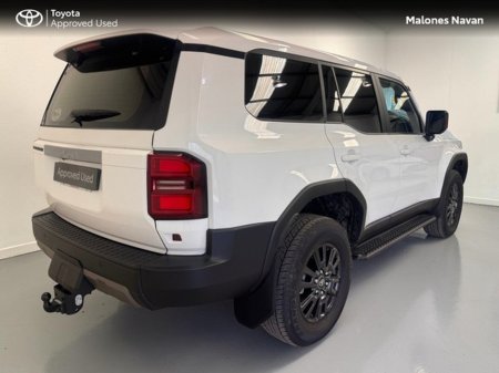 2026 Toyota Landcruiser - thumbnail 2