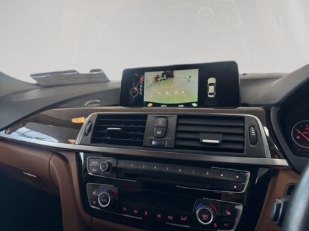 2016 BMW 3 Series - thumbnail 14