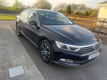 2019 Volkswagen Passat - photo 4