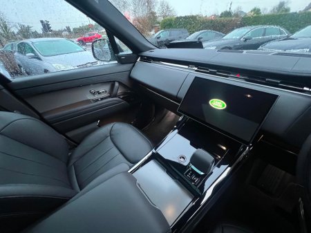 2025 Land Rover Range Rover Sport P460E PHEV 3.0 EDITION *LOW KMS* €119,950 thumbnail